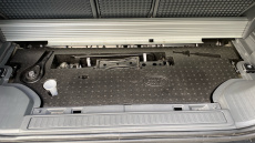 Land Rover Defender 3.0 D250 SE 90 3dr Auto Diesel Estate